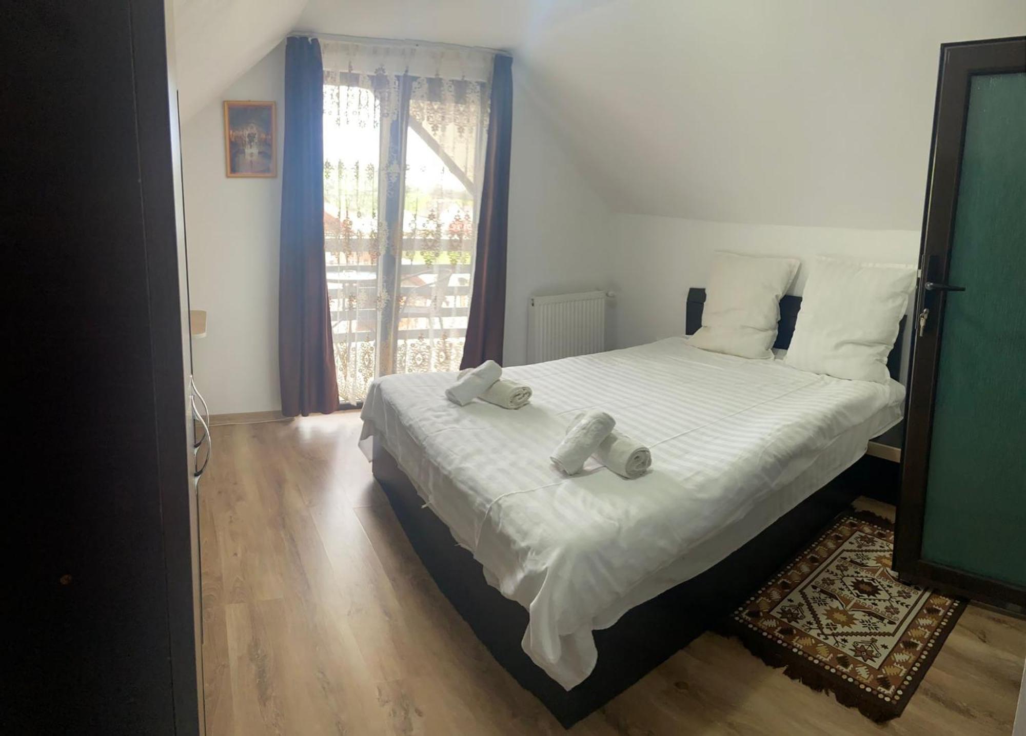 Casa Bianca Oncesti ξενώνας Εξωτερικό φωτογραφία